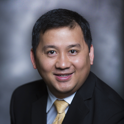 0092601-18KH Duc Duong, 
Studio Head Shots - Eric Ortlund &amp; Postdoctoral Fellows
F/Biochemistry Department
Jen Colucci, PhD, Senior Research Specialist